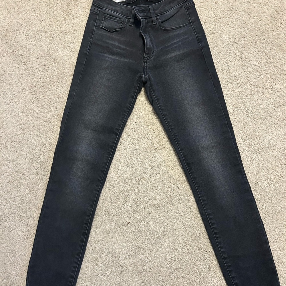 GAP Women's Charcoal Skinny Jeans